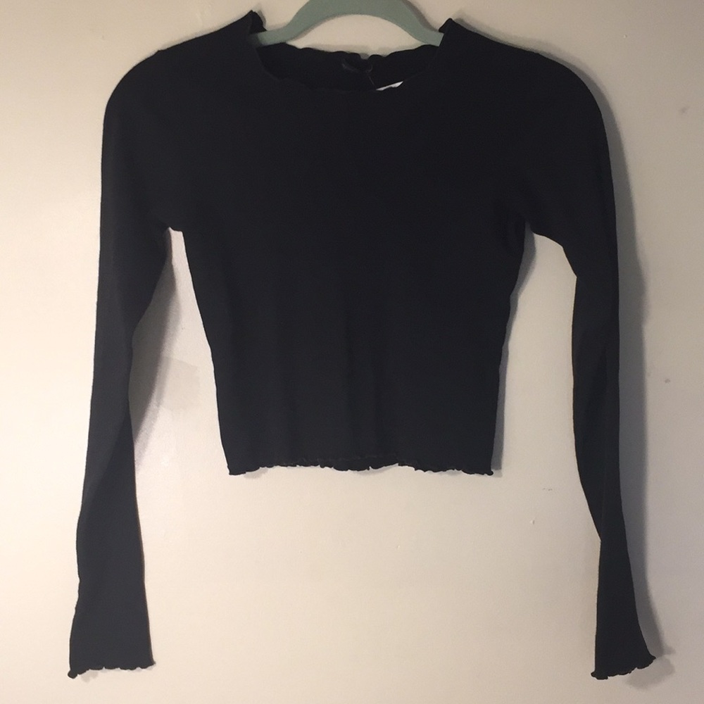 Long sleeve crop top